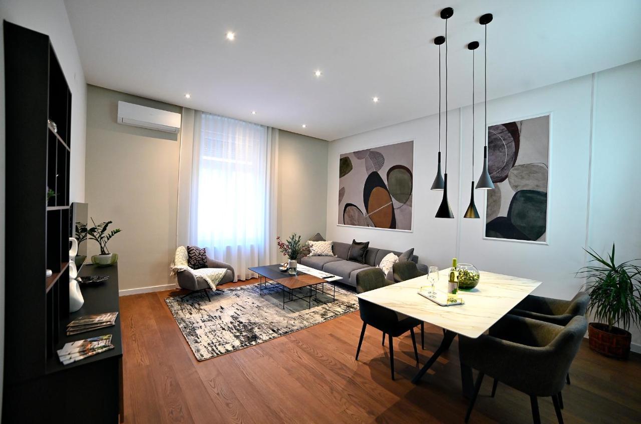 Nino Luxury Apartment Zagabria Esterno foto